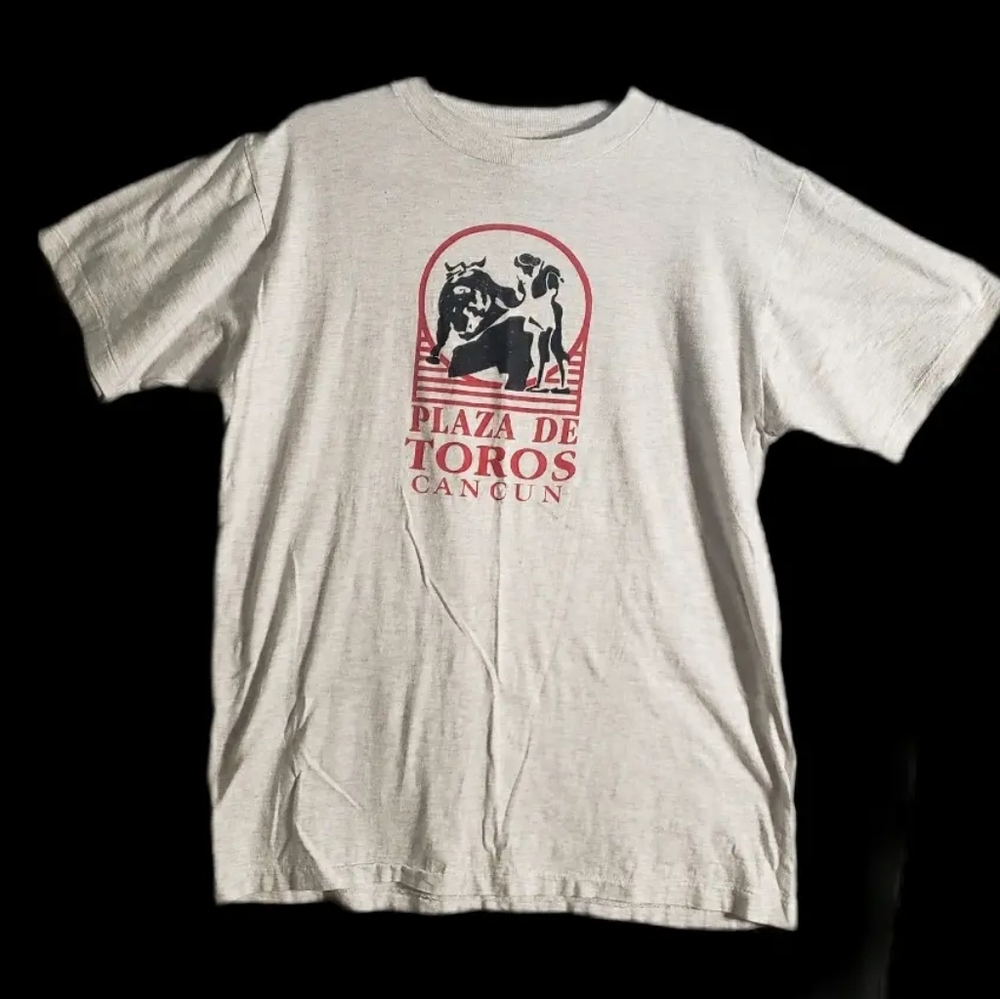 Vintage single stitch Cancun tee